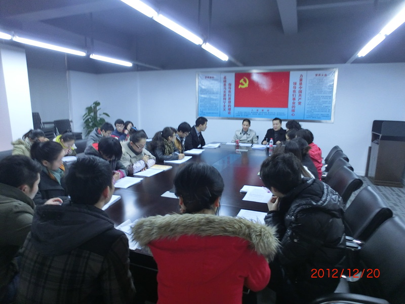 深入交流促融入，諄諄囑托盼成長