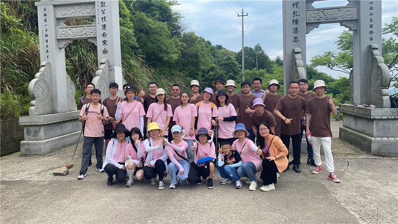 優(yōu)勝業(yè)務(wù)一部的最美風(fēng)車公路之旅